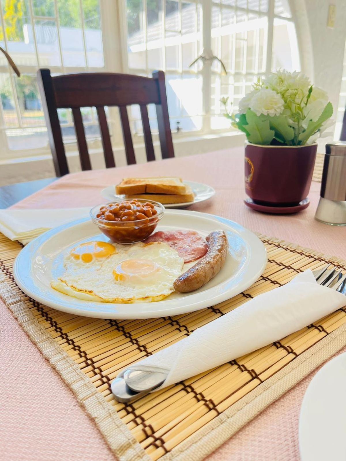 نيوكاسل Oak Gardens Bed And Breakfast المظهر الخارجي الصورة