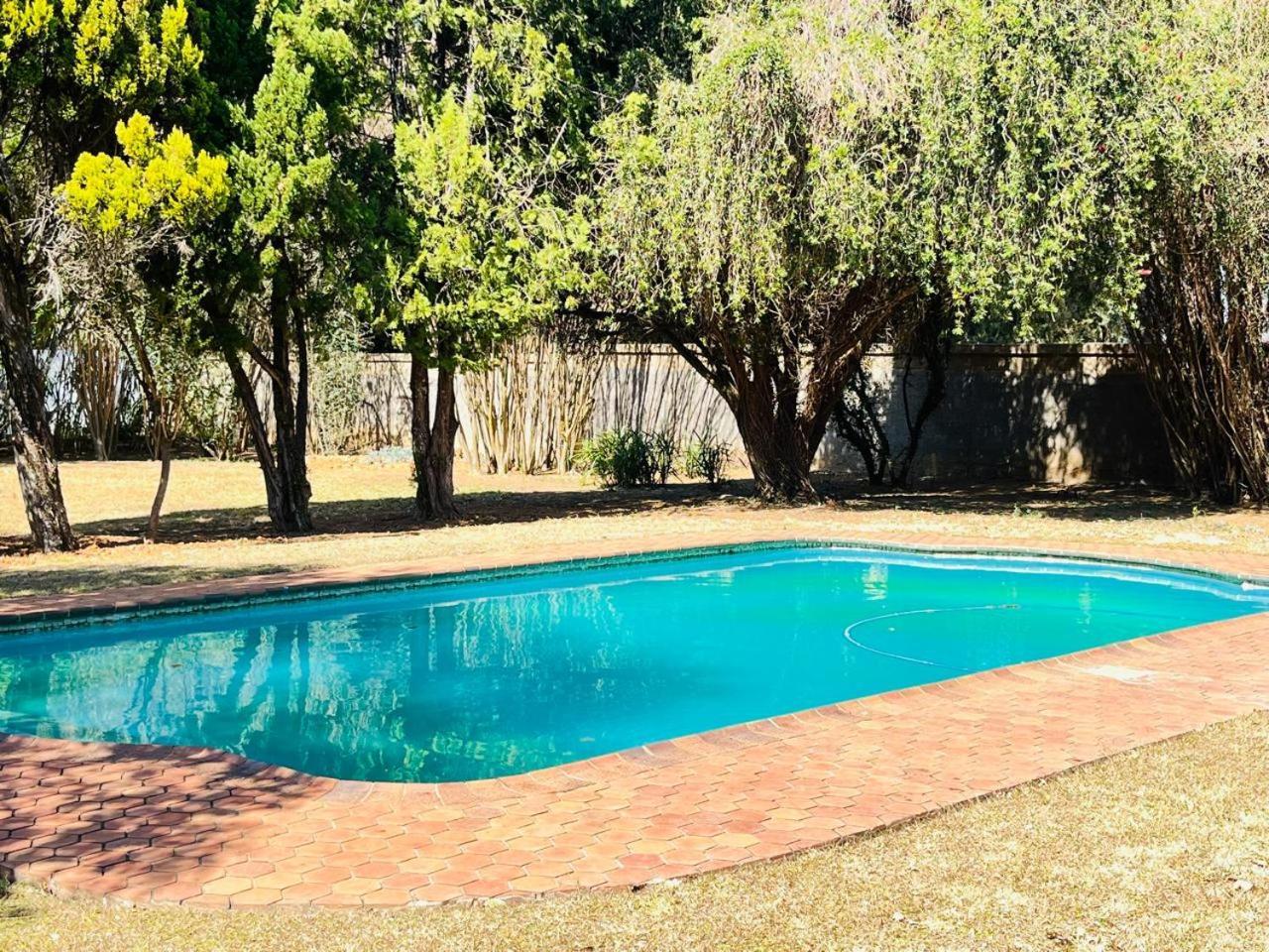 نيوكاسل Oak Gardens Bed And Breakfast المظهر الخارجي الصورة