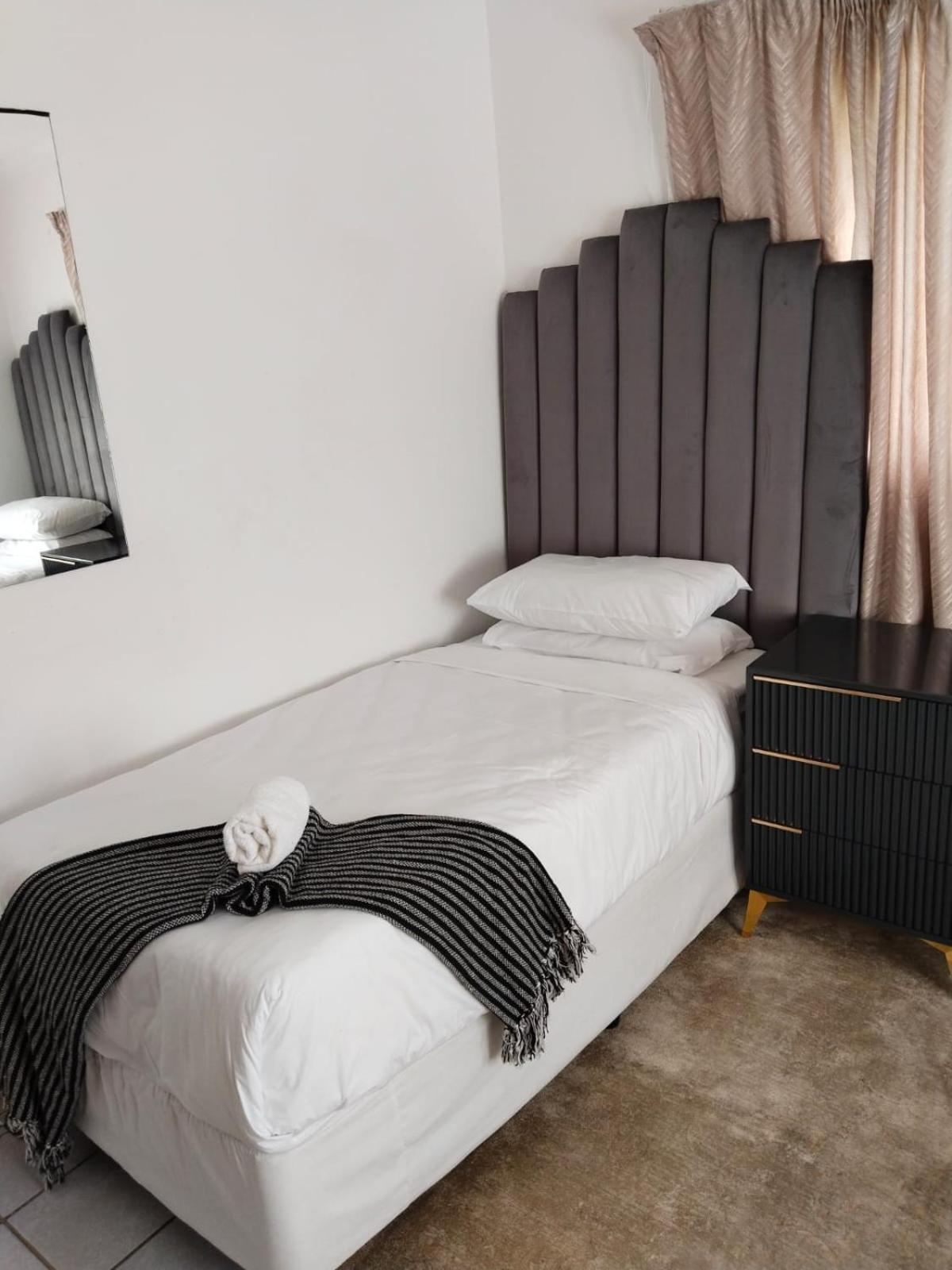 نيوكاسل Oak Gardens Bed And Breakfast المظهر الخارجي الصورة